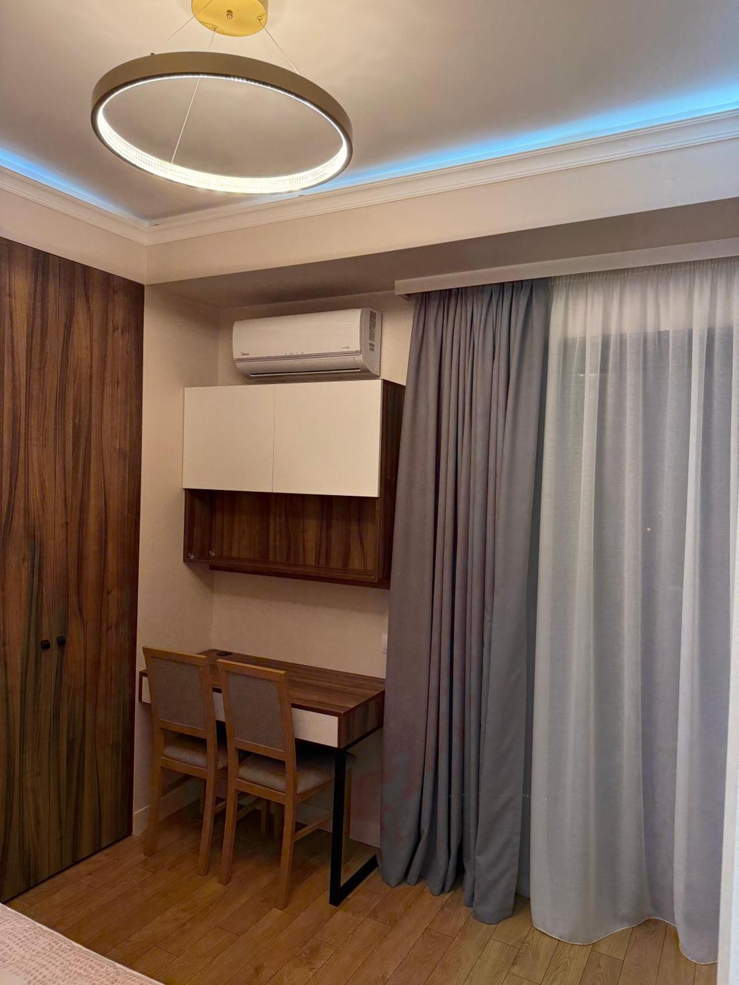 Tbilisi Hilton Apartment Extérieur photo